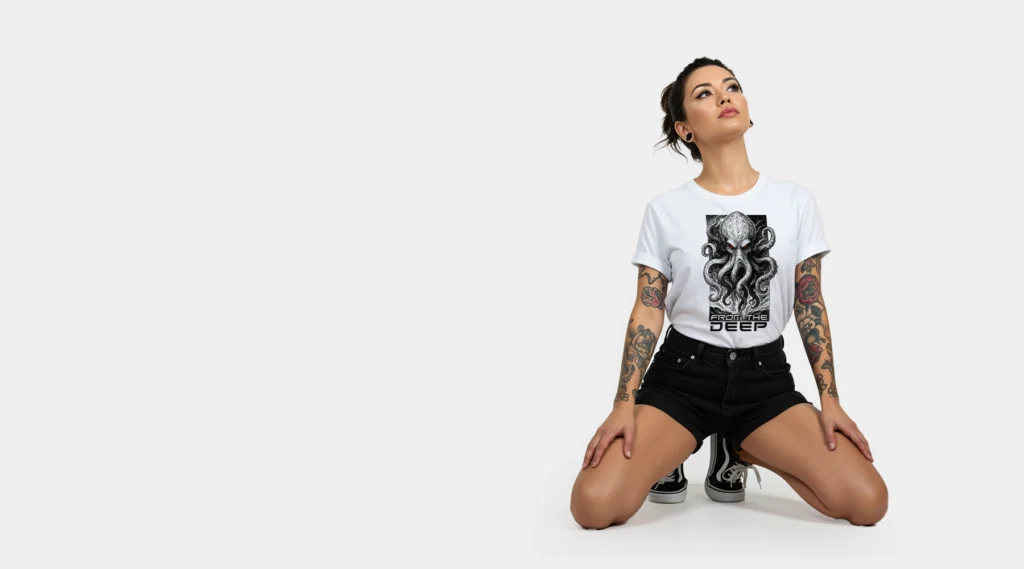 From the Deep T-Shirt Kraken Design Schwarz-Weiß